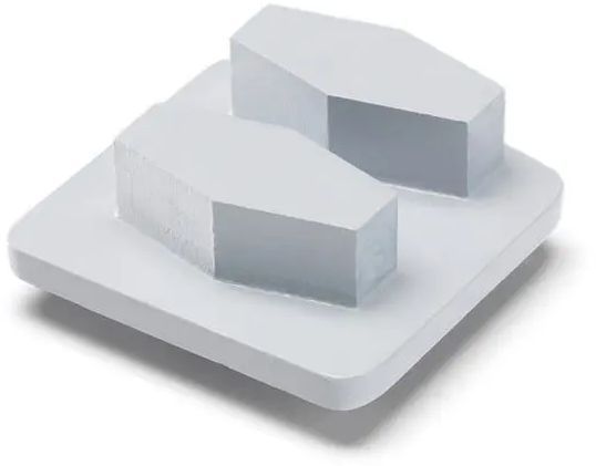 503883402.jpg_1780010379